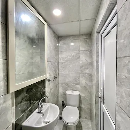 Cozy Midtown Studio In T4-5